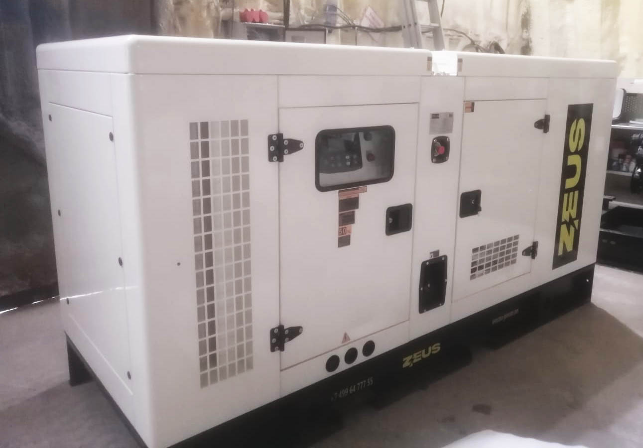 Дизельный генератор Zeus 125 кВт открытого исполнения, на базе промышленного двигателя Ricardo