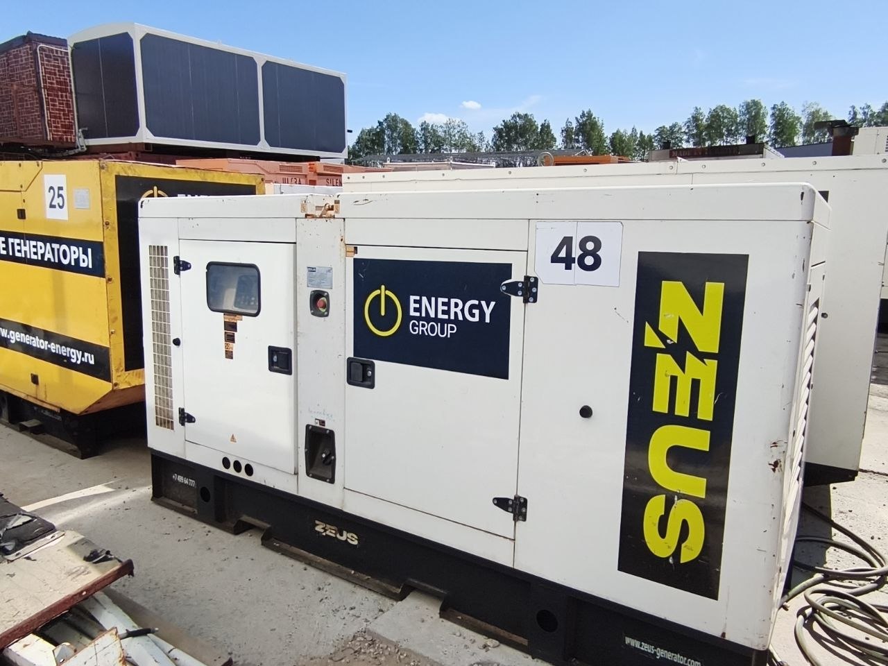 Дизельный генератор ZEUS AD110-T400C в кожухе